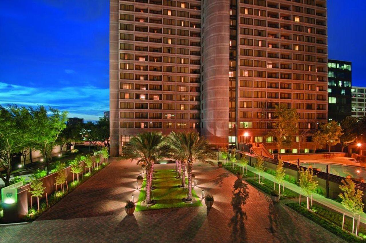 Doubletree By Hilton Hotel & Suites Houston By The Galleria Zewnętrze zdjęcie