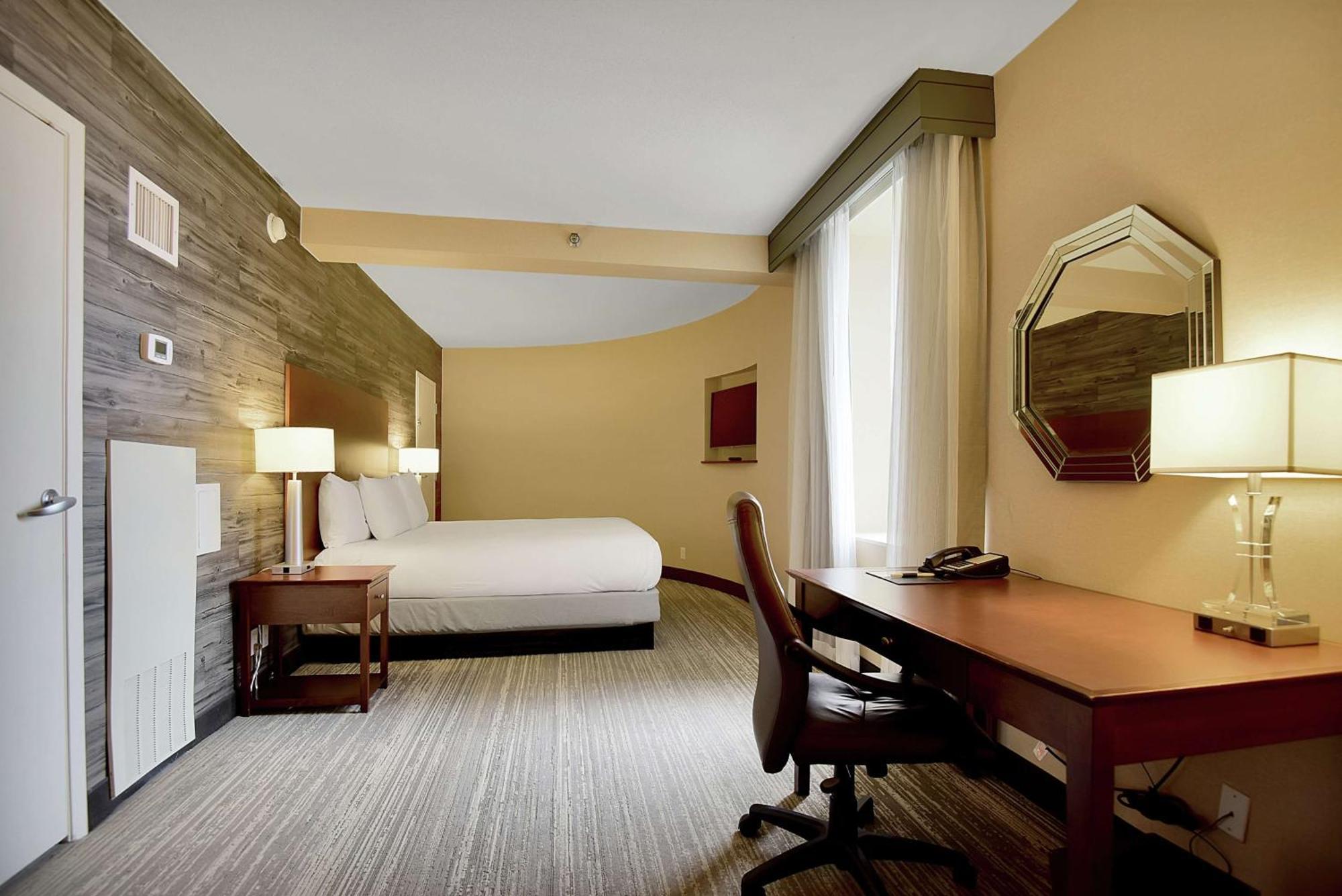Doubletree By Hilton Hotel & Suites Houston By The Galleria Zewnętrze zdjęcie