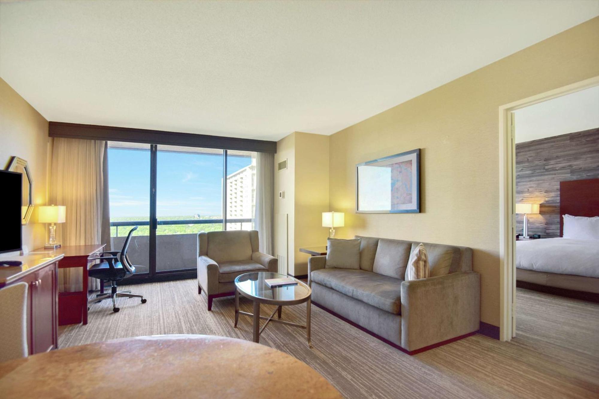 Doubletree By Hilton Hotel & Suites Houston By The Galleria Zewnętrze zdjęcie