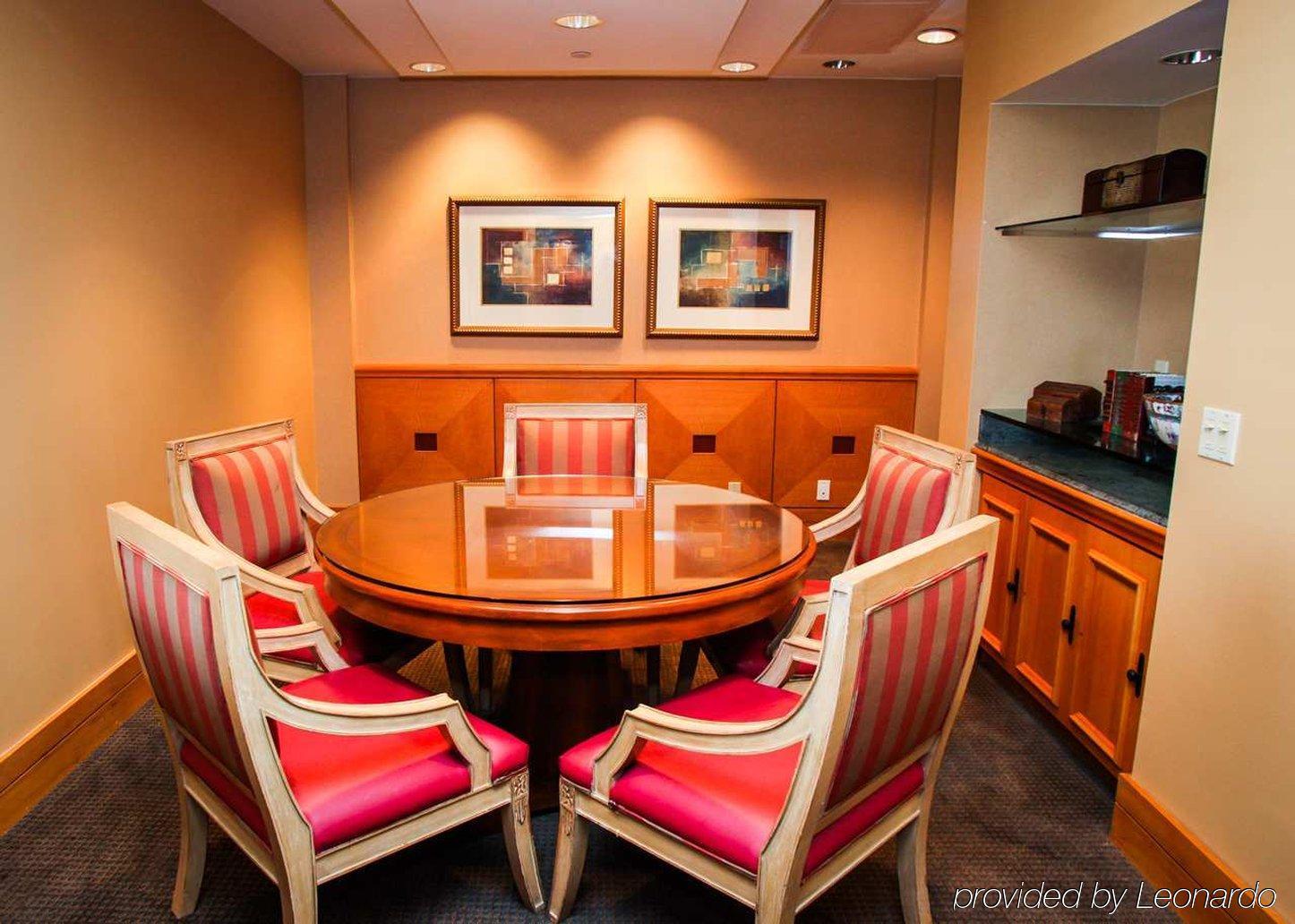 Doubletree By Hilton Hotel & Suites Houston By The Galleria Zewnętrze zdjęcie